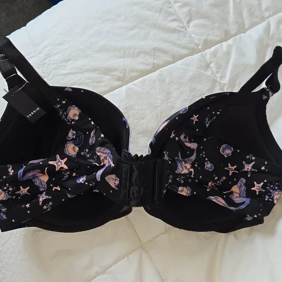 Torrid Black Mermaid Print Perfect T-shirt Lightly Line Bra - Picture 3 of 3